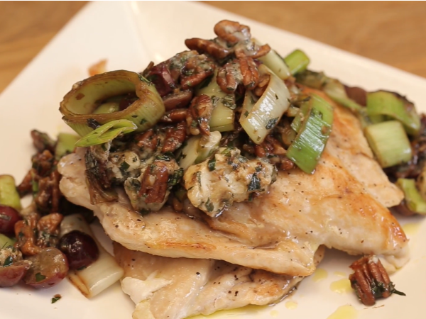 Chicken Breast With Leeks, Grapes, Blue Cheese And Tarragon