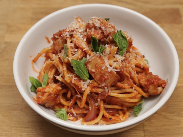 Chicken Bucatini All'Amatriciana