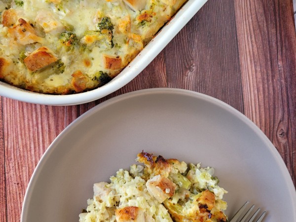 Broccoli, Cauliflower Rice & Chicken Casserole