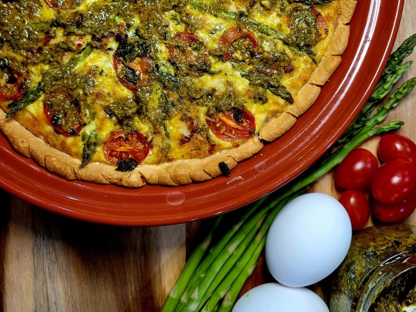 Chicken Pesto Brunch Pie