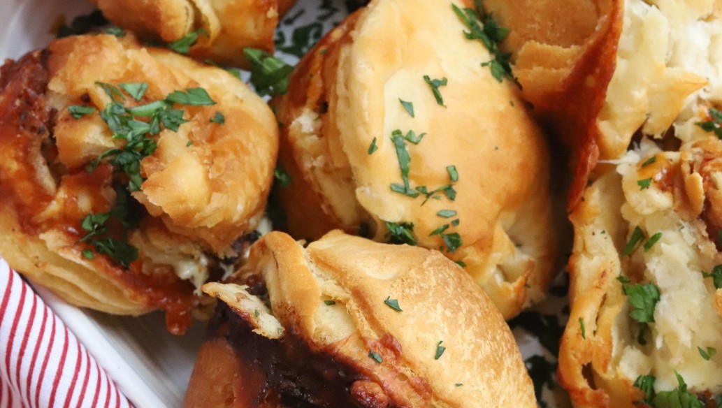 Chicken Bacon Ranch Biscuit Bombs from @sliceofjess