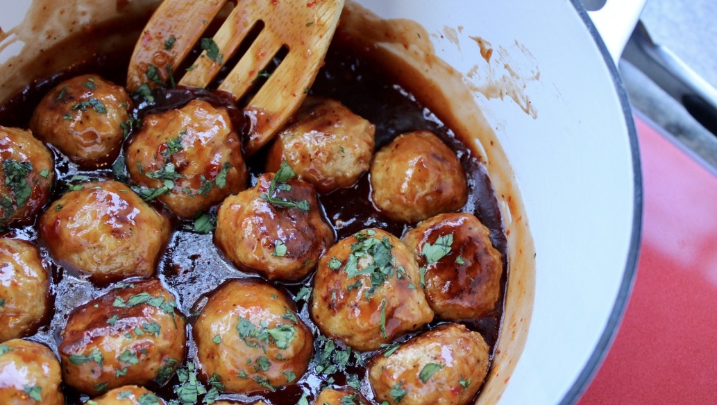 BBQ Sweet Chili Chicken Meatballs from @chefsoutherntemp