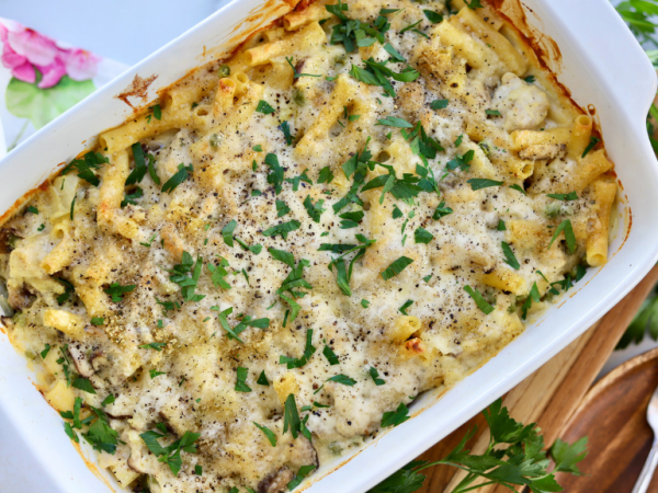 Dump And Bake Chicken Stroganoff