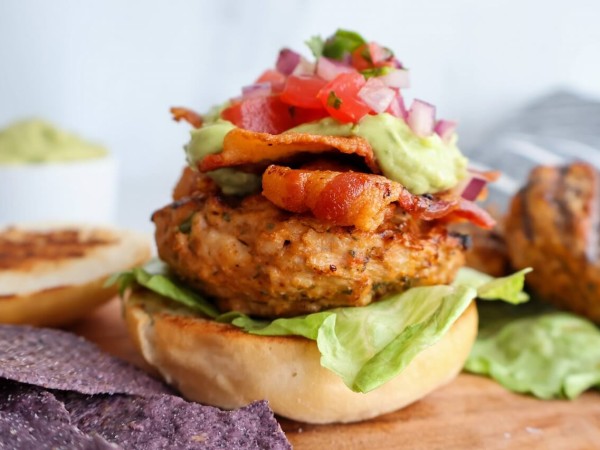 Southwestern Grilled Chicken Burgers